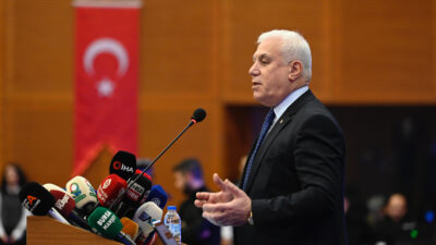 Bursa Büyükşehir Belediye Başkanı Mustafa Bozbey, yeni yılın ilk değerlendirme