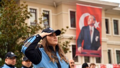 Osmangazi Belediyesi, Türkiye Cumhuriyeti’nin kurucusu Büyük Önder Mustafa Kemal Atatürk’ü,