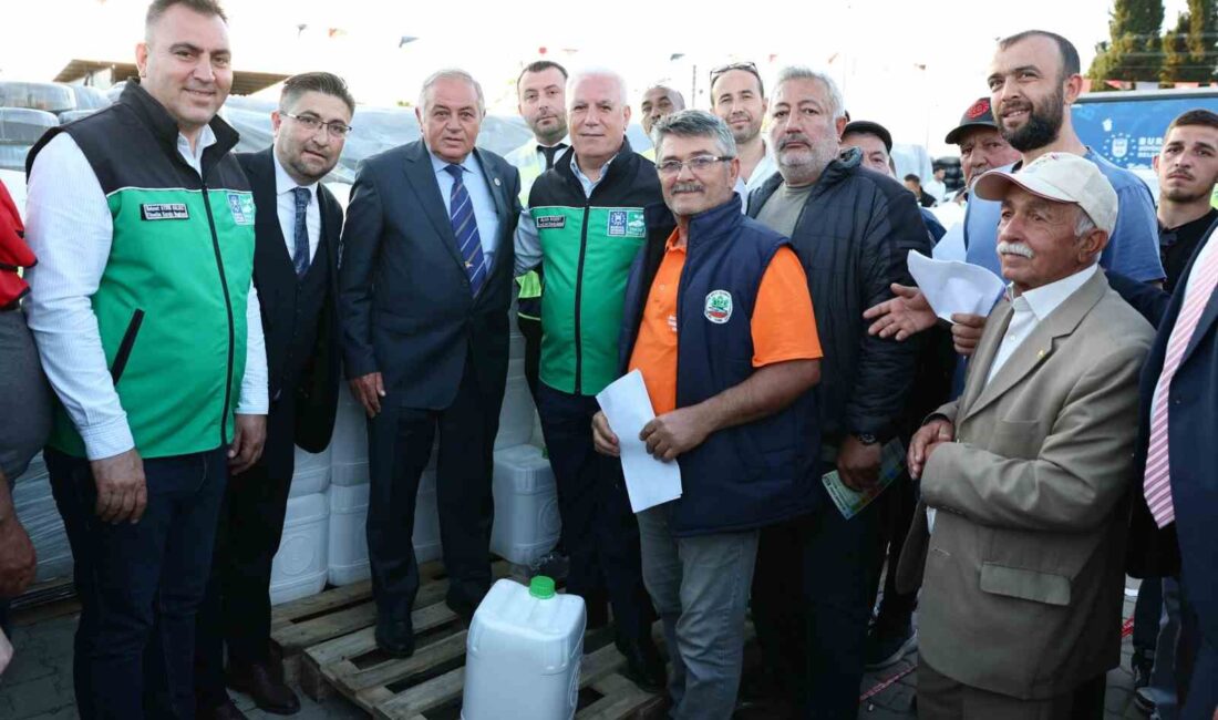 Bursa Büyükşehir Belediyesi’nin Tarım Plast Fabrikası’nda üretilen sıvı gübre, hem