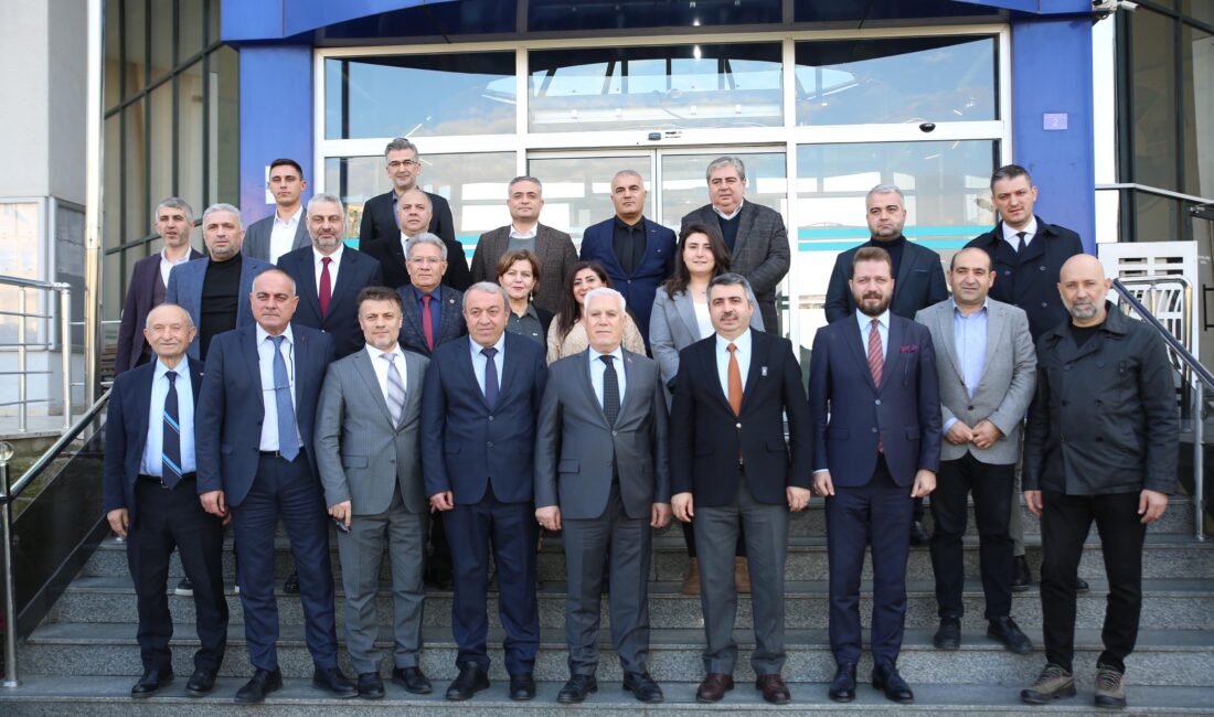 Bursa Büyükşehir Belediye Başkanı Mustafa Bozbey, Yıldırım’ın sorunlarını çok iyi