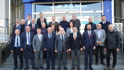 Bursa Büyükşehir Belediye Başkanı Mustafa Bozbey, Yıldırım’ın sorunlarını çok iyi