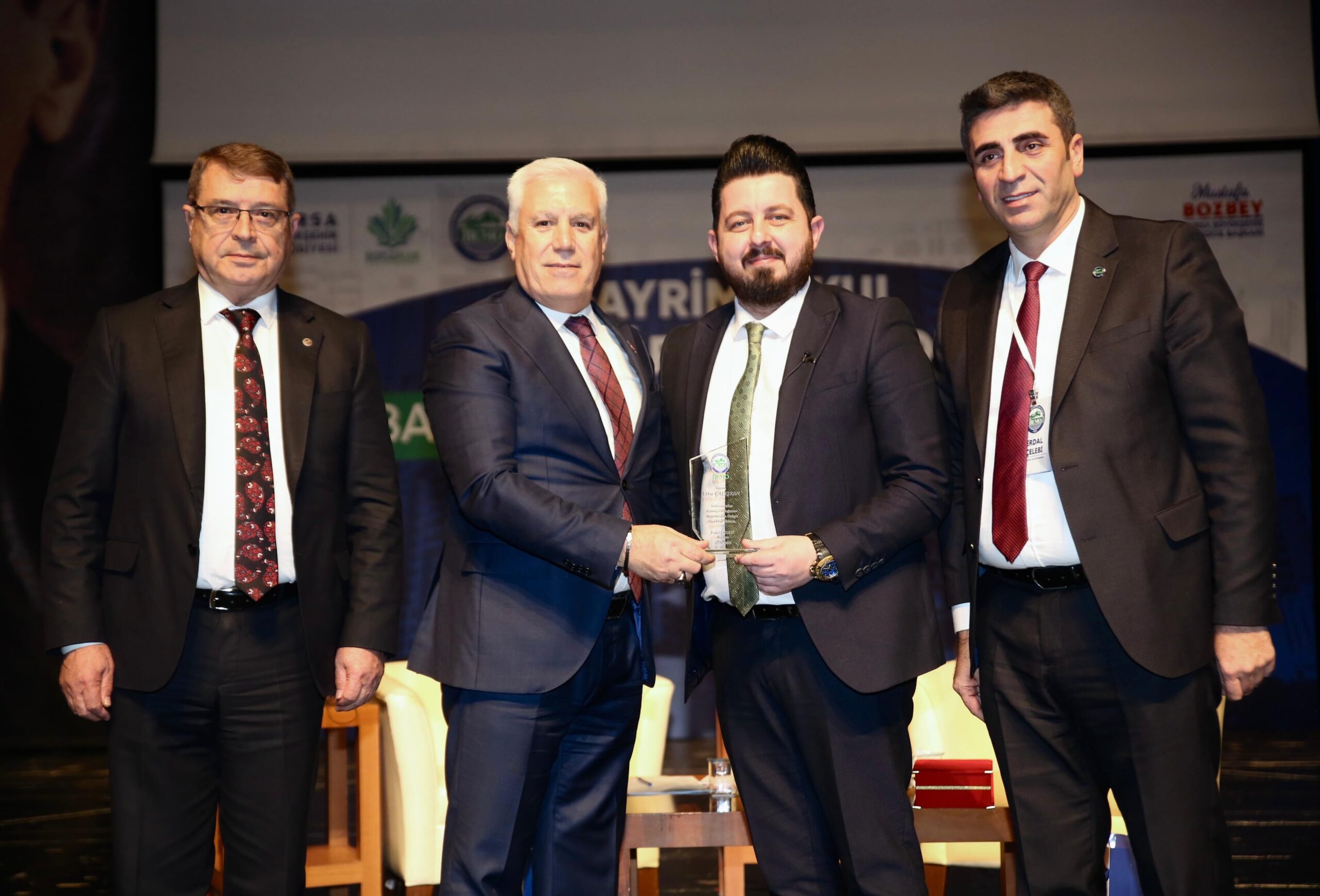 35163 M T Y3 Y T Q3 N2 5