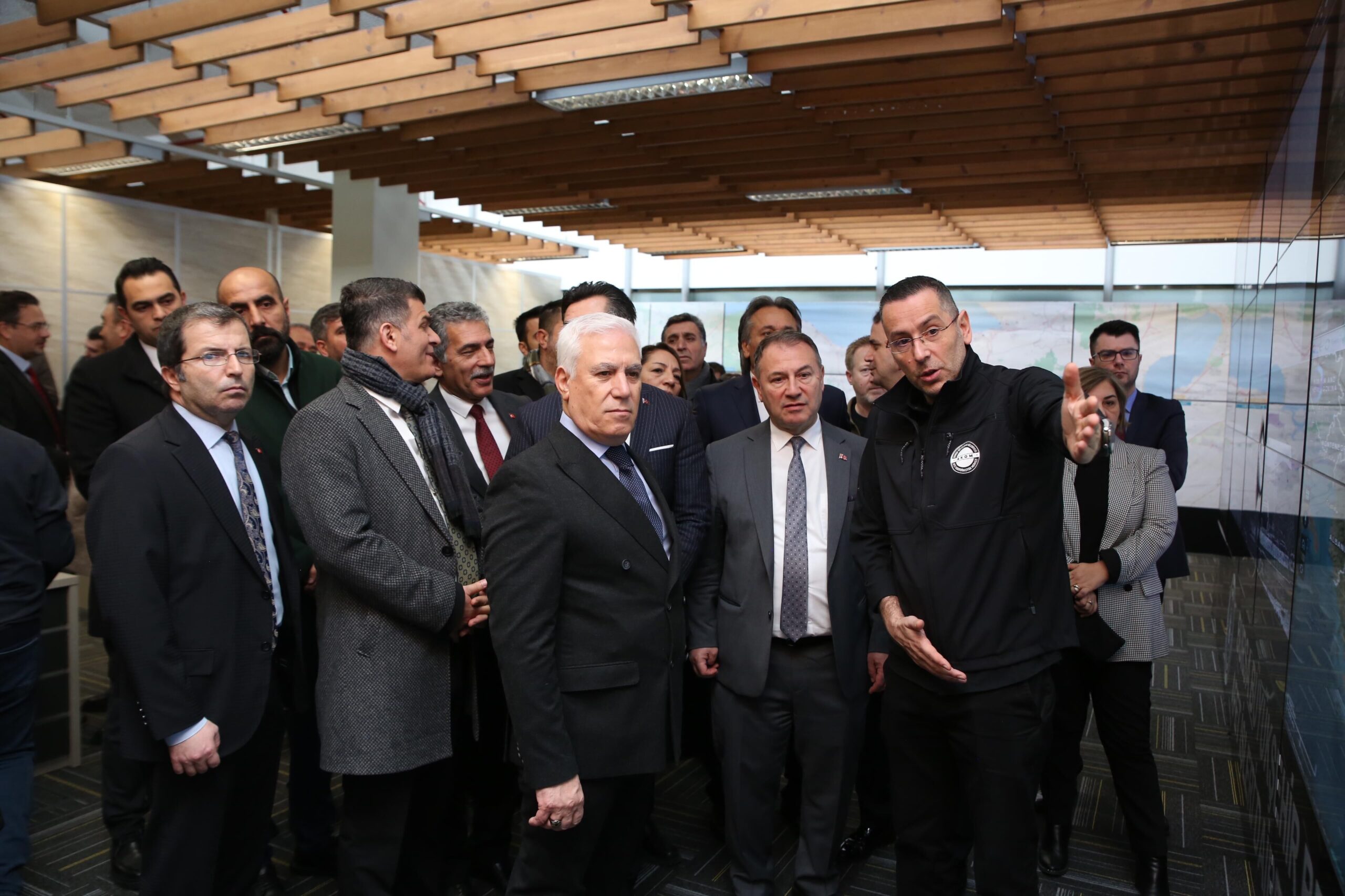 35164 M T Y3 Y T Q3 Zm 10