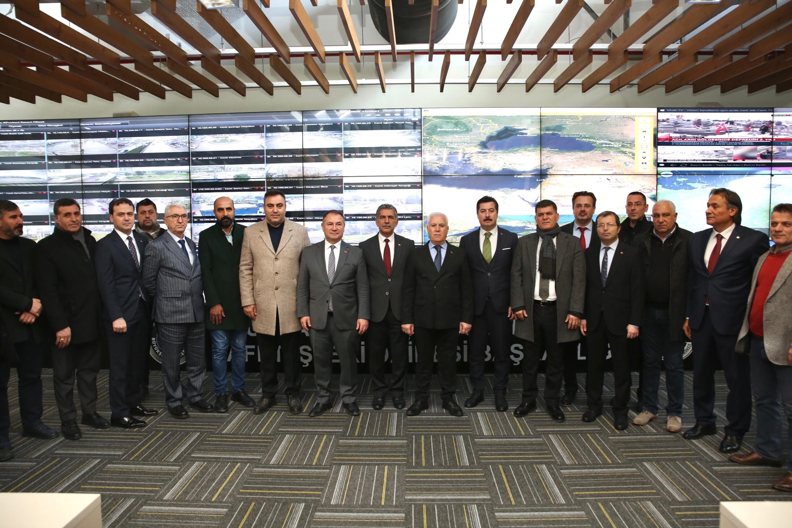 35164 M T Y3 Y T Q3 Zm 16