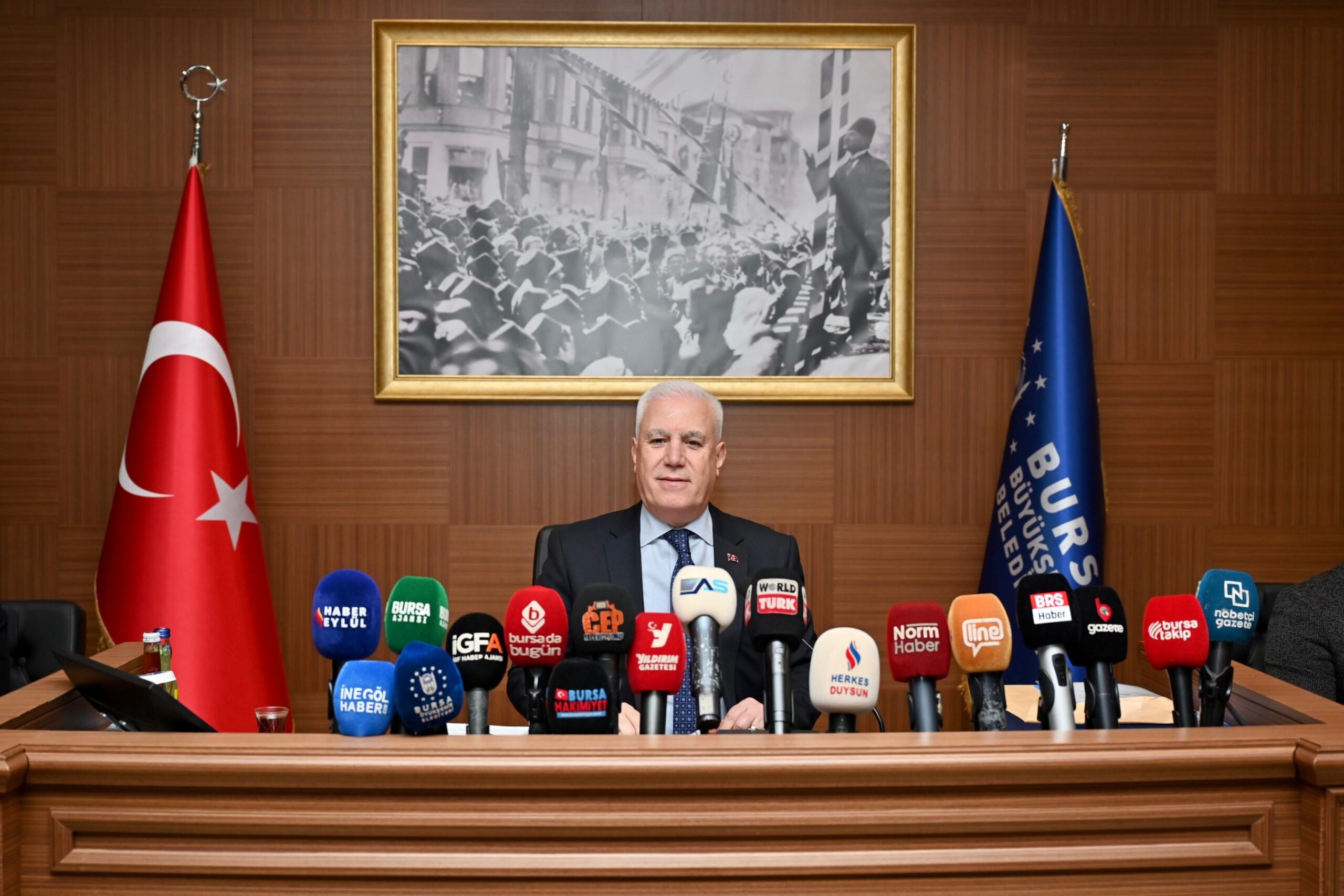 35201 M T Y3 Y W Uz M T 4