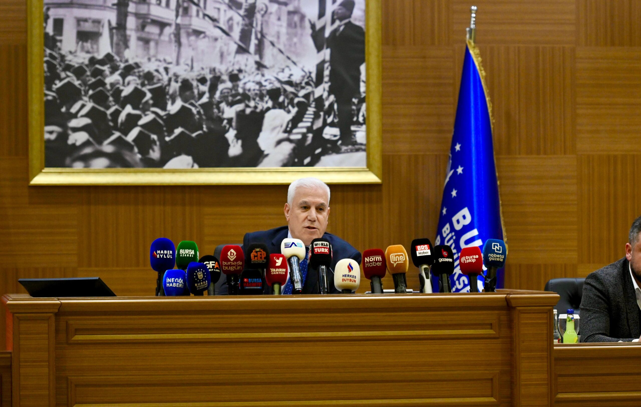 35201 M T Y3 Y W Uz M T