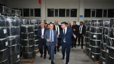 Bursa Büyükşehir Belediyesi’nin Tarım Plast Fabrikası’nda damla sulama boru üretimi