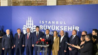 Bursa Büyükşehir Belediye Başkanı Mustafa Bozbey, gözaltına alınan İstanbul Büyükşehir