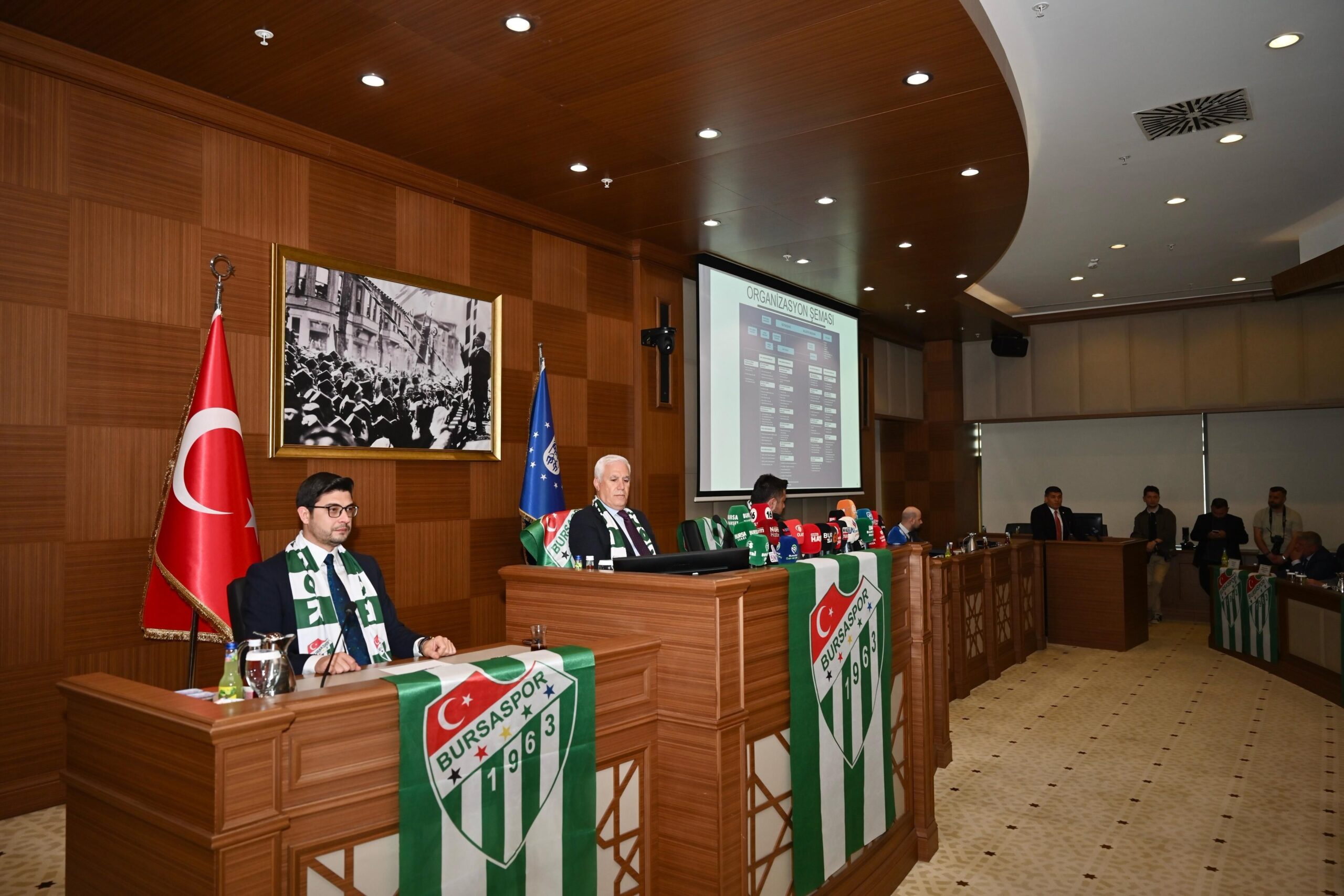 35447 M T Y3 Zm Vh Z T 8