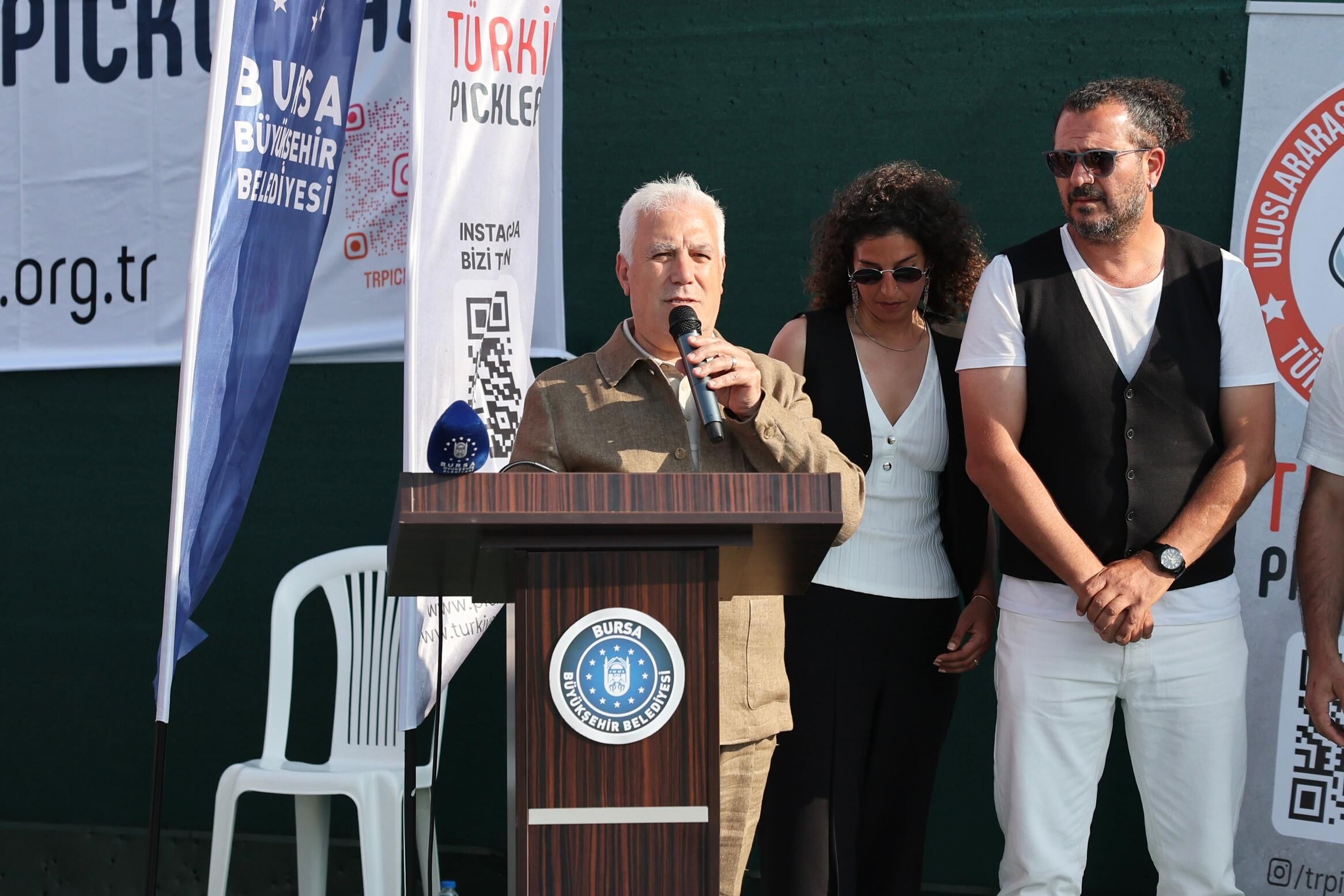 35718 M T Y4 N G Yx N W 4