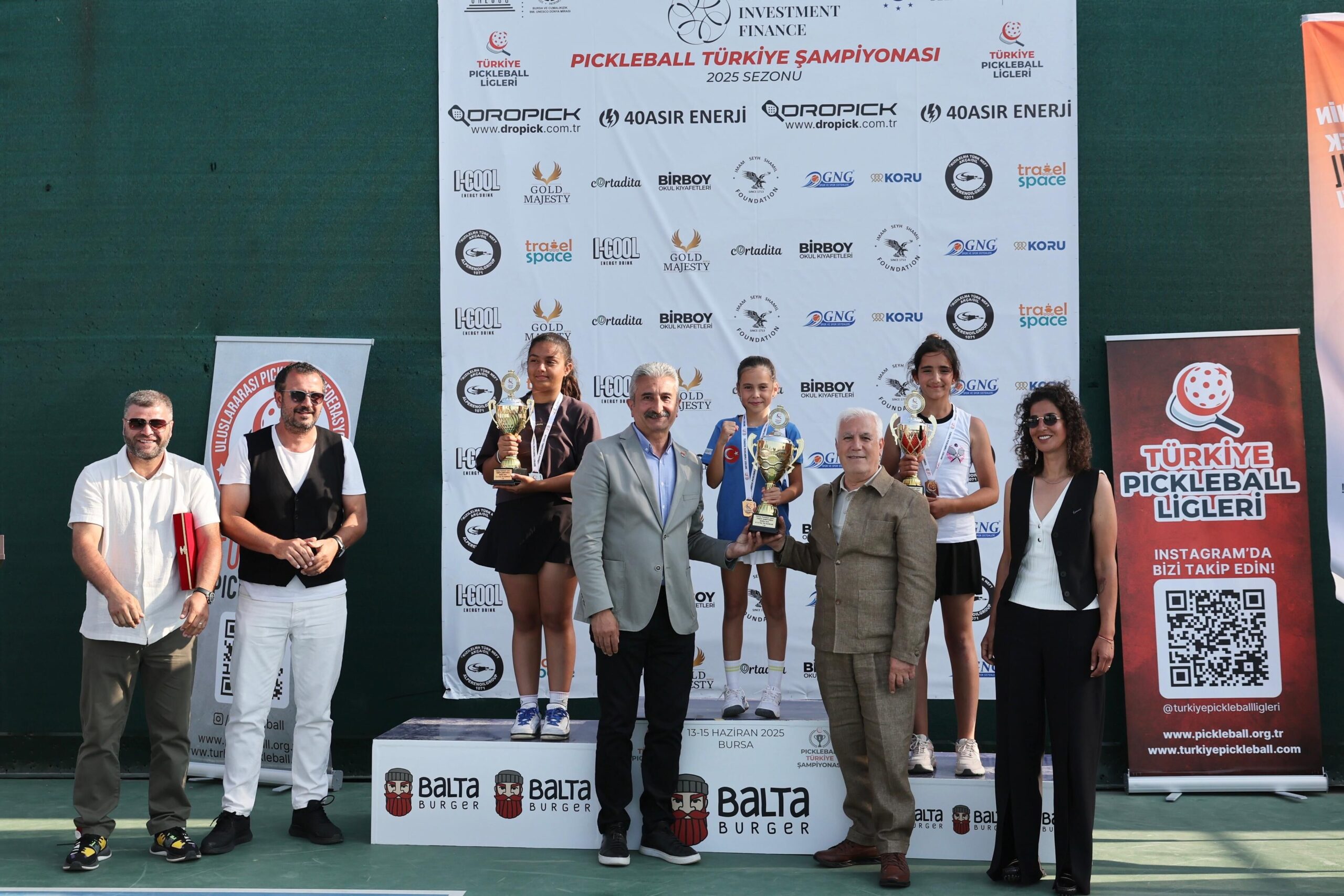 35718 M T Y4 N G Yx N W 5