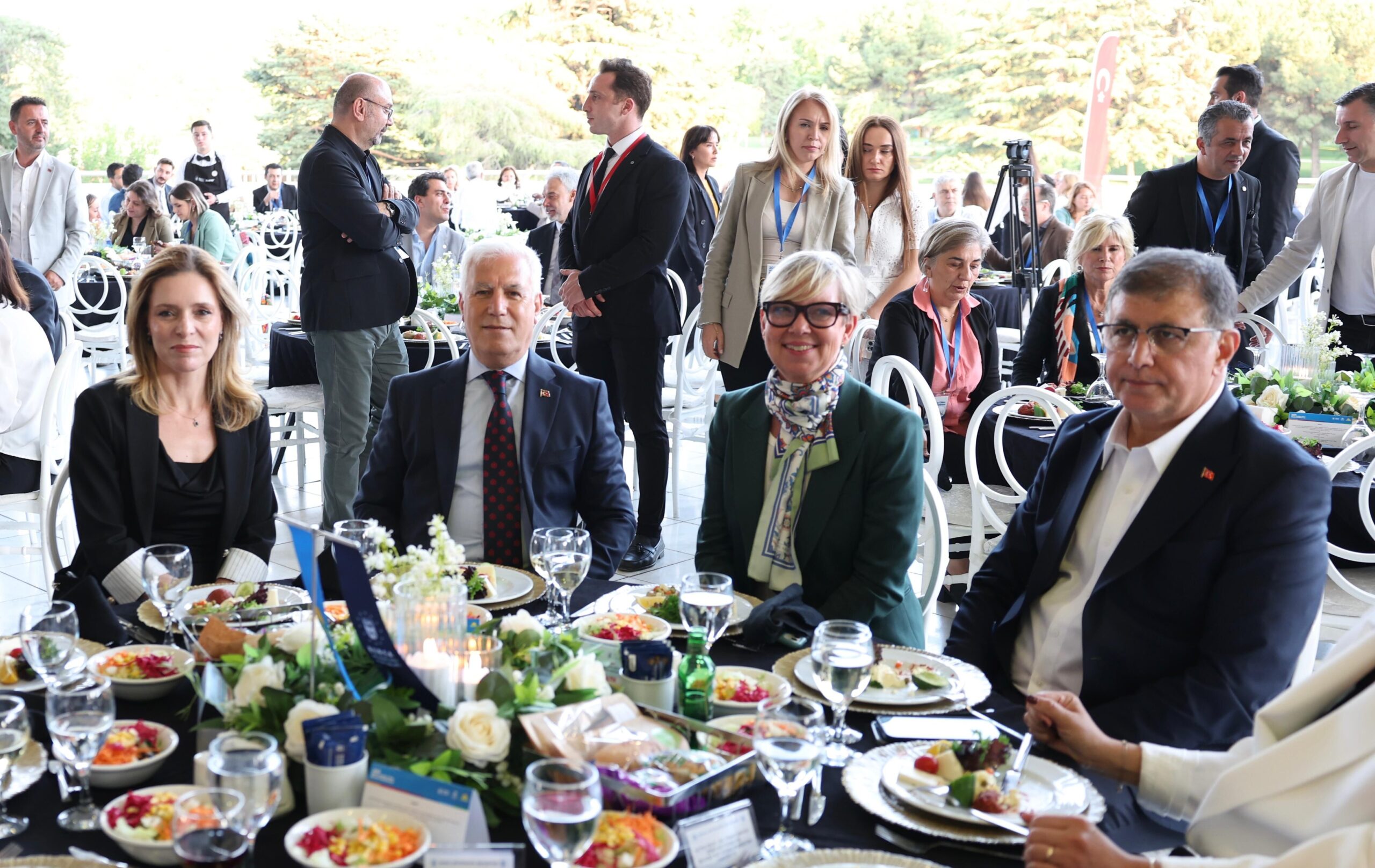 35720 M T Y4 N T Ey Z G 2-1