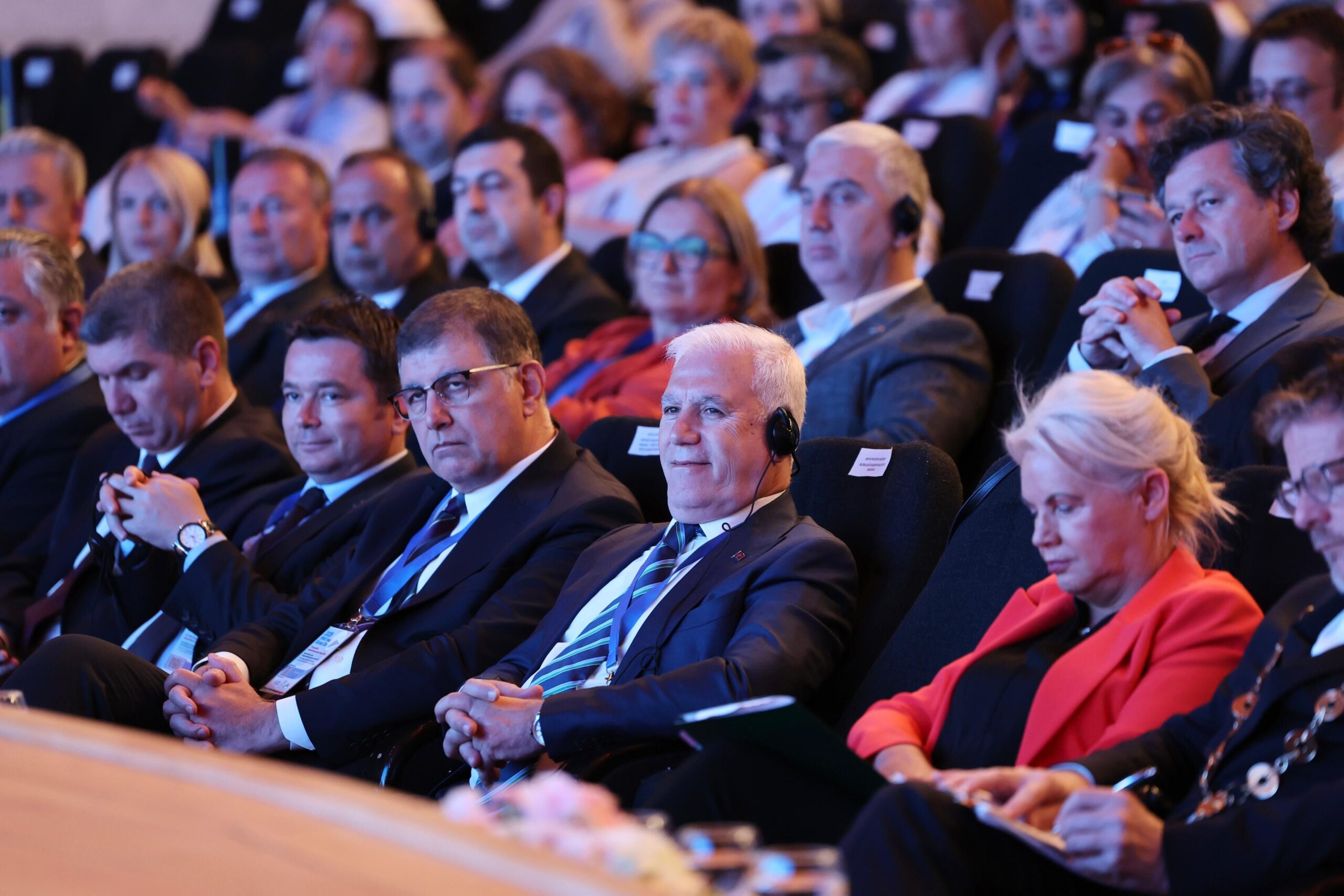 35720 M T Y4 N T Ey Z G 4