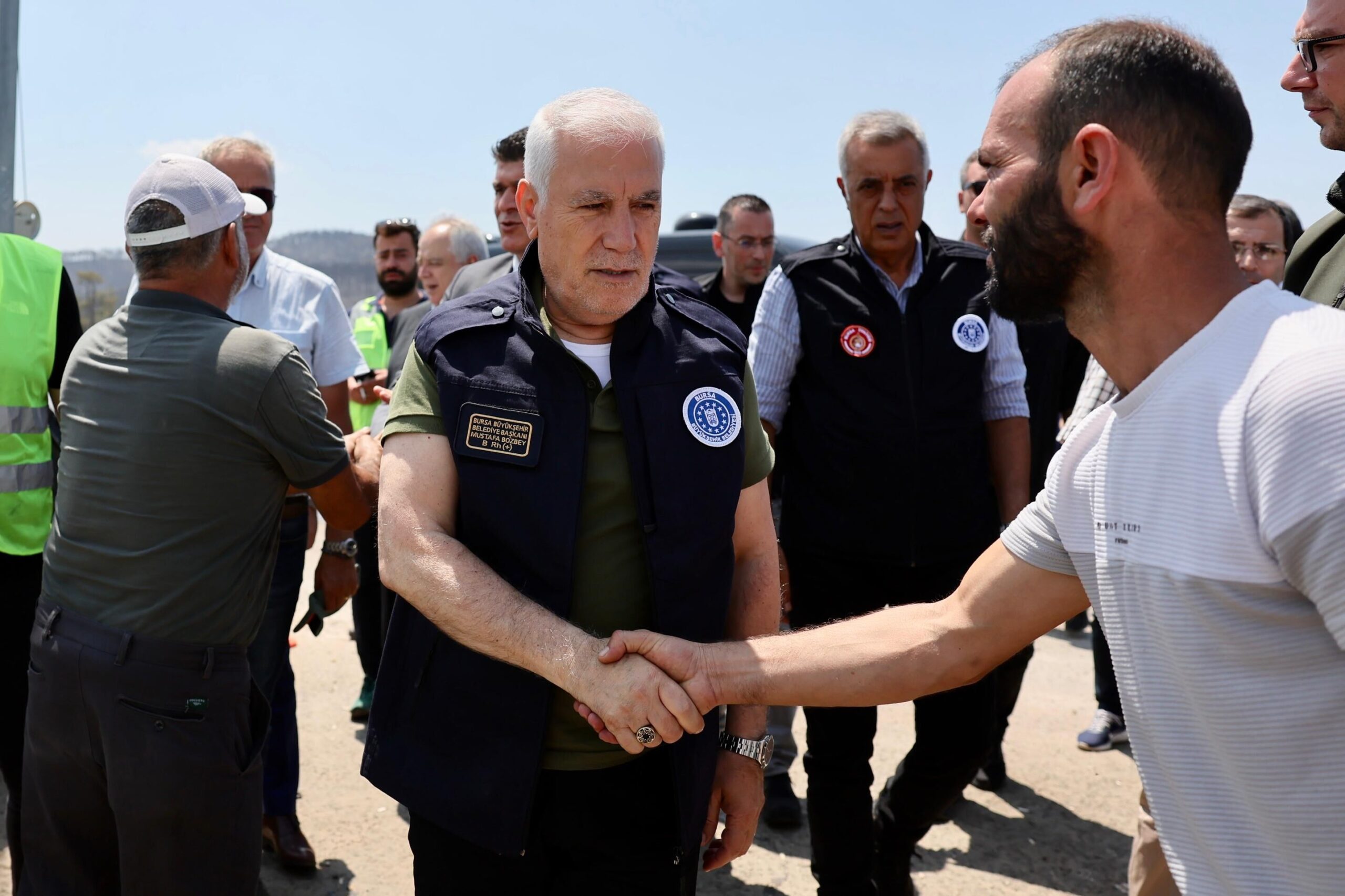 35889 M T Y4 O G Ey M T 7