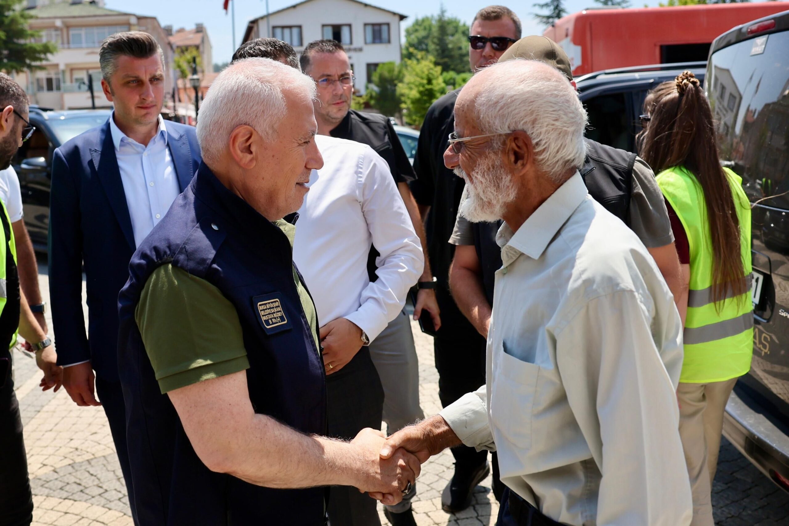 35889 M T Y4 O G Ey M T 9