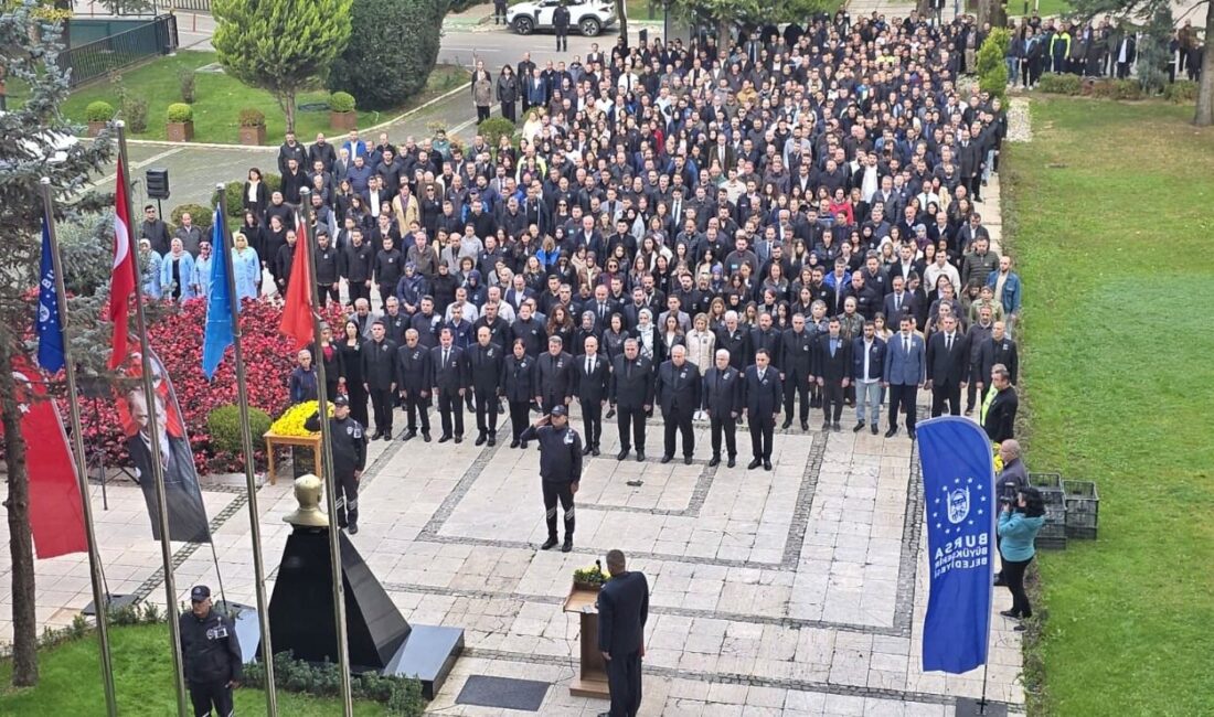 Türkiye Cumhuriyeti’nin kurucusu Gazi Mustafa Kemal Atatürk, ebediyete uğurlanışının 87.