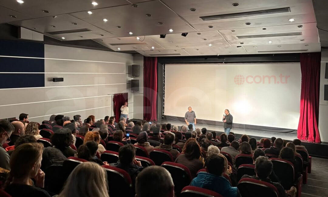 Nilüfer Belediyesi’nin düzenlediği ‘Bir Yönetmen Bir Söyleşi’ etkinliğinin bu ayki