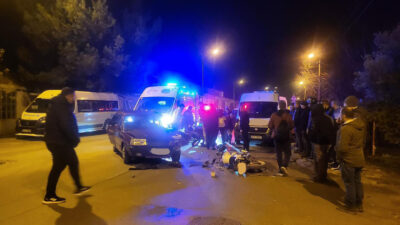 Yalıntaş Caddesi'nde Tofaş marka araç ile Mondial marka bir motorsikletli