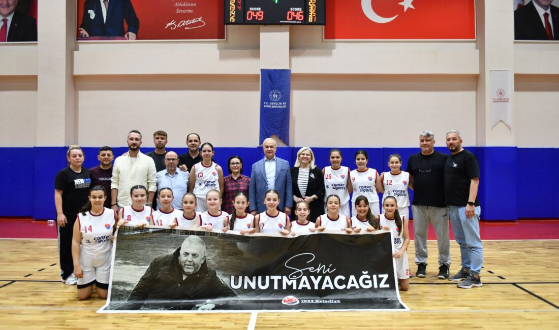 U10 ve U11 kategorilerindeki şampiyonluklarının ardından gözünü U12’de de zirveye