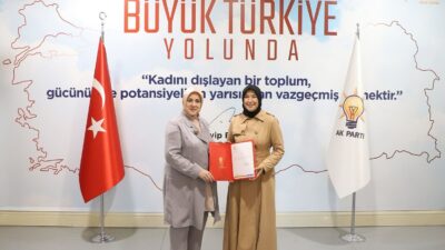 AK Parti Mustafakemalpaşa İlçe Kadın Kolları Başkanlığı’na Azime Cengiz atandı.