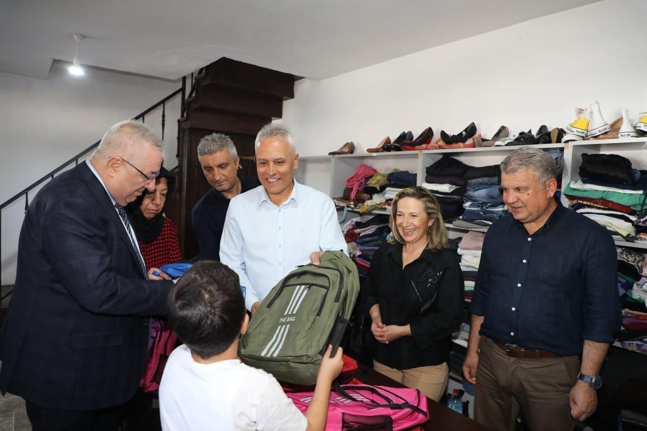 5686B7B0 A7A0 4147 96D2 55698340603E