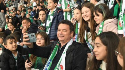 Osmangazi Belediye Başkanı Erkan Aydın, yeni nesilleri Bursaspor’lu yapmak için