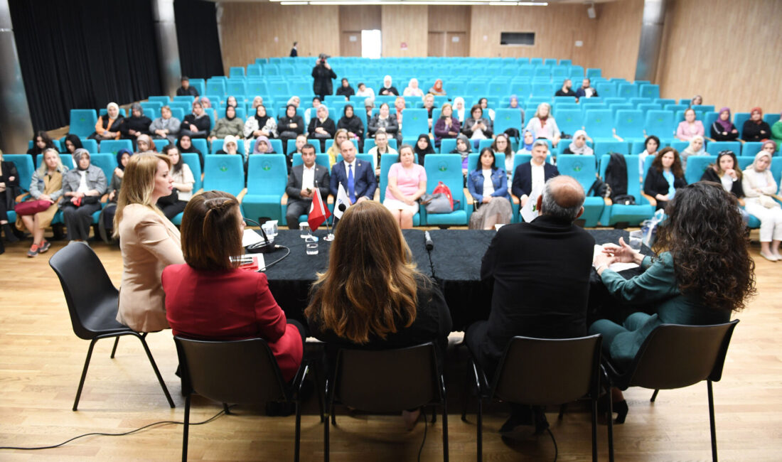 Osmangazi Belediyesi, “Kendi Hikayeni Kansersiz Yaz” söyleşisiyle kansere karşı korunma