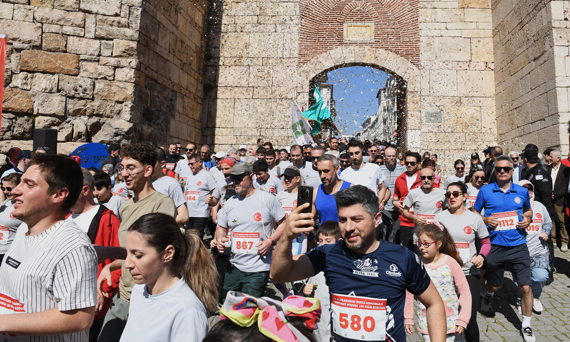 6818575Cc9762554475217