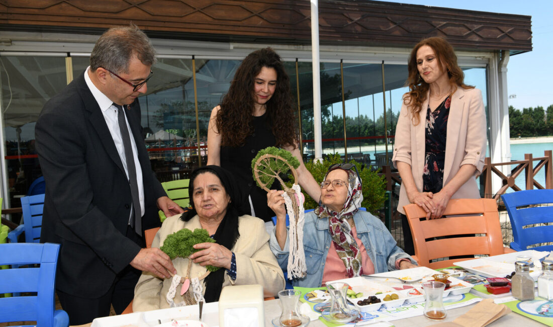 Osmangazi Belediyesi, Osmangazi Bakım ve Rehabilitasyon Merkezi altında hizmet veren
