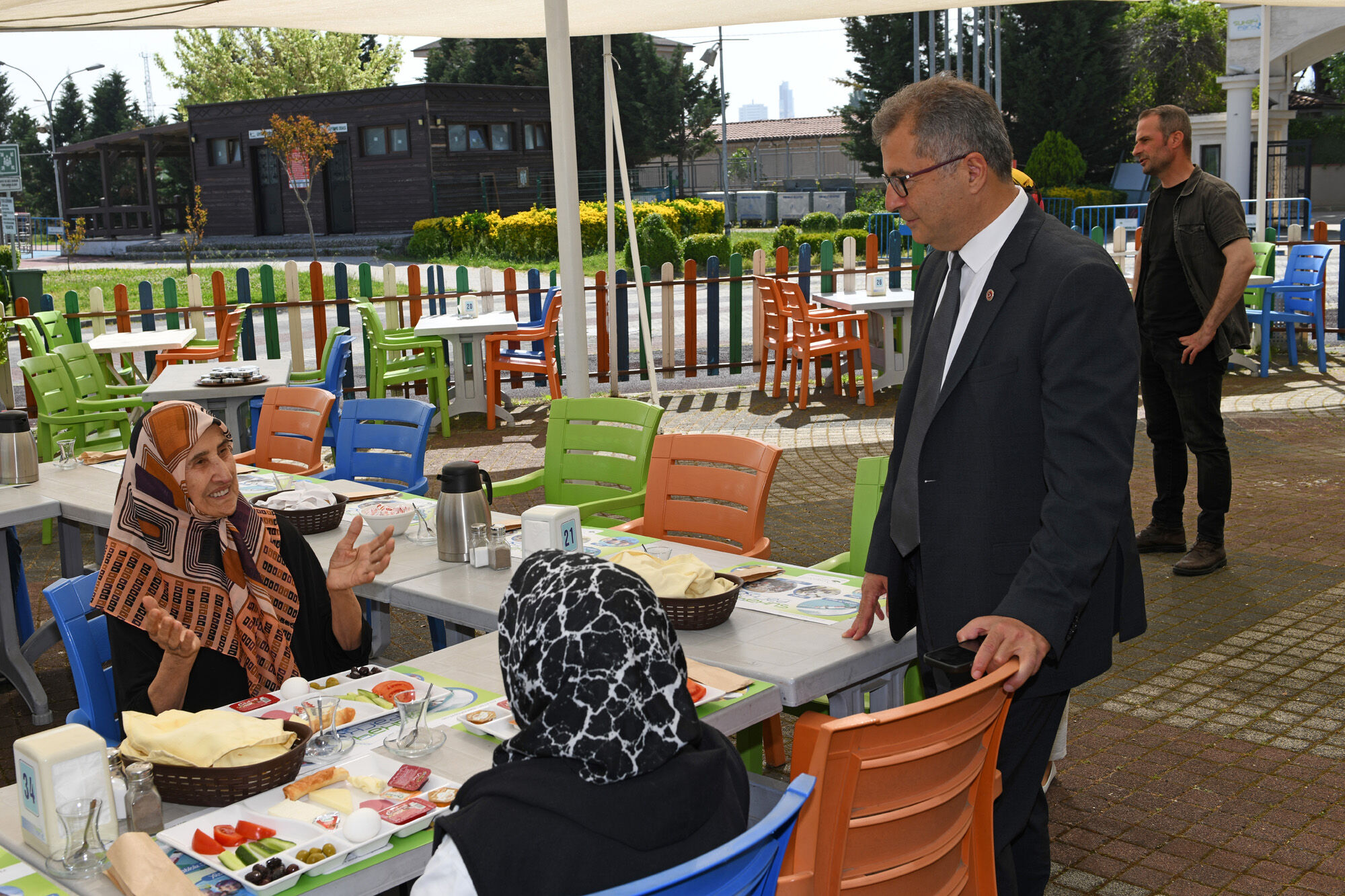 681Dc199E2Ccf466672648