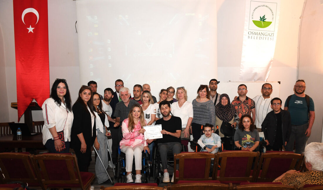 Dünyadaki ilk ve tek engelli kadın ralli pilotu olan Kübra