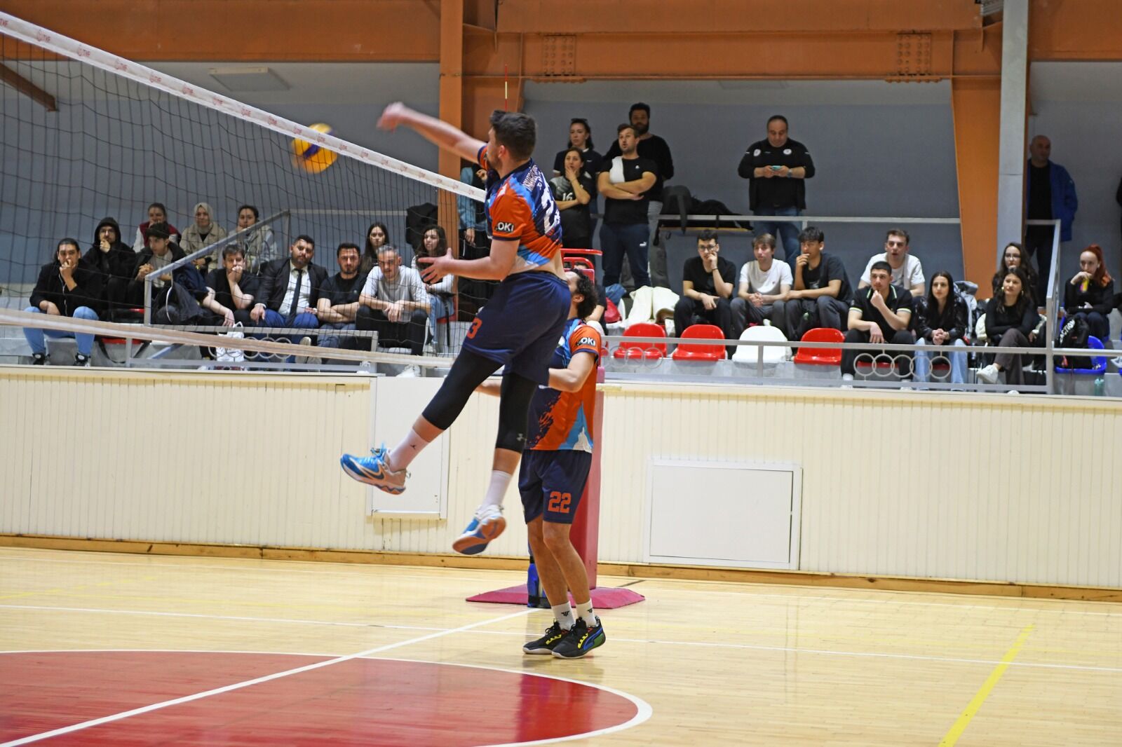 6883467839121667854528