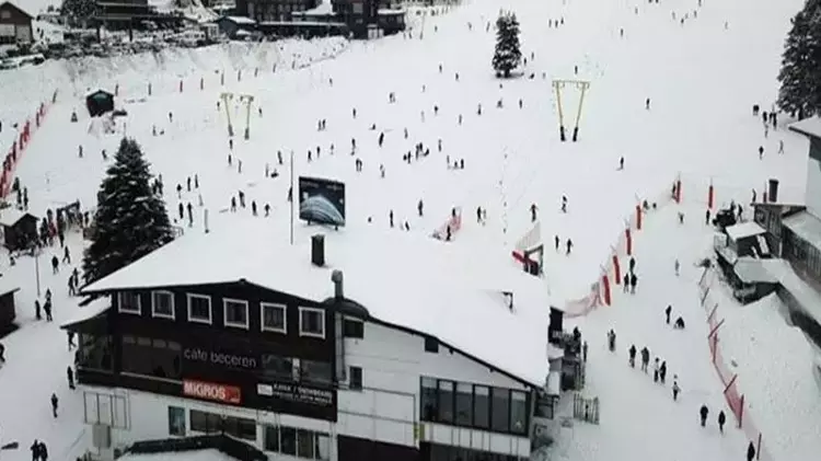 Kayakseverler tarafından 'beyaz cennet' olarak bilinen Uludağ'daki 20 otelden çalışma