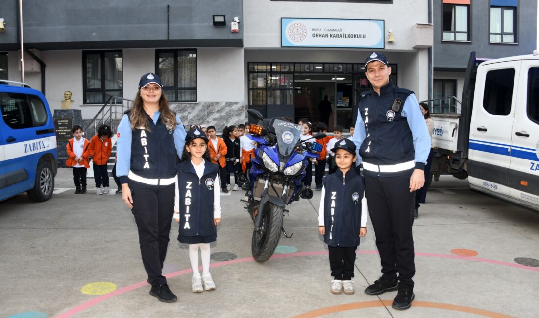 Eğitim faaliyetlerini hız kesmeden sürdüren Osmangazi Belediyesi, öğrenciler için hem