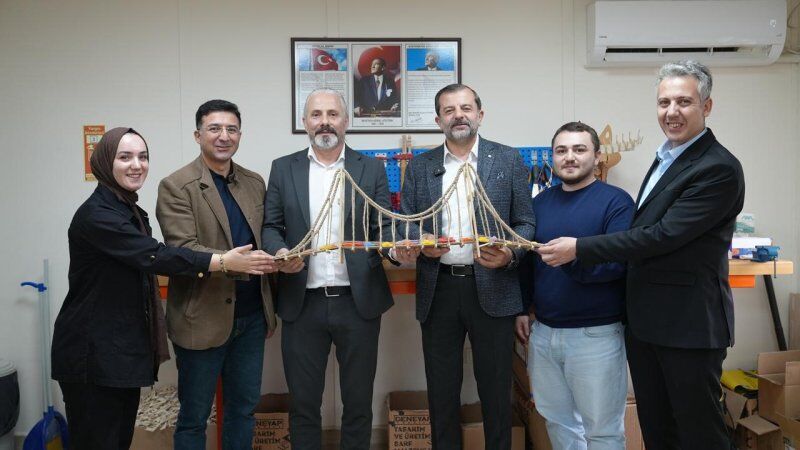 8 Bin Ogrencinin Hayati Gursu Da Degisti 2697