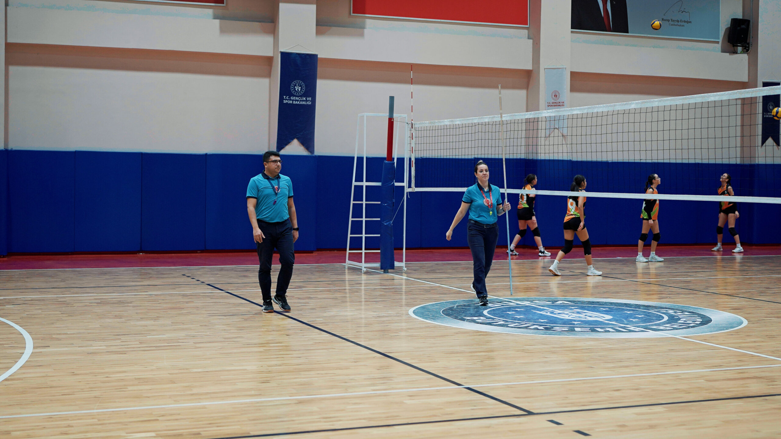 A X S09883.00 00 02 13. Still001