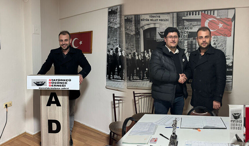 Atatürkçü Düşünce Derneği (ADD) Mustafakemalpaşa Şubesi'nde kongre sonrası yönetim değişikliği