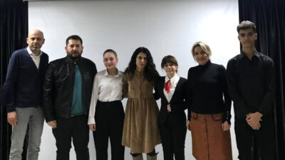 Sedat Karan Anadolu Lisesi'nde düzenlenen "İstiklal Marşı’nı Güzel Okuma" yarışmasında