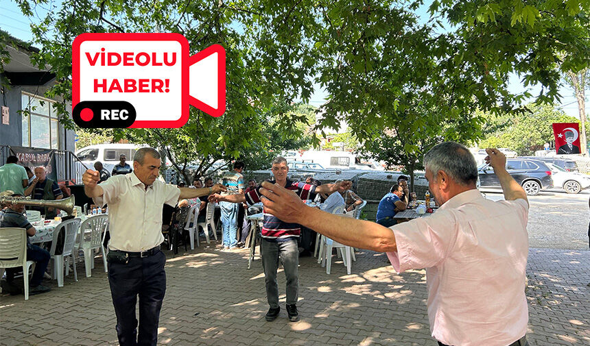 Kabulbaba’da ilk Babalar Günü etkinliği düzenlendi. Çiftetelli oynandı, müzayede yapıldı,