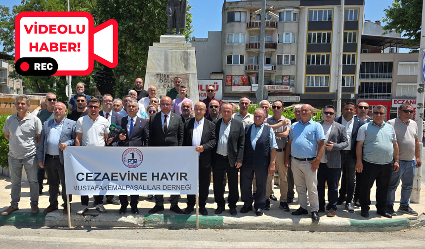 Mustafakemalpaşa’da yapılması planlanan cezaevi projesine karşı PAŞADER öncülüğünde meydanda basın