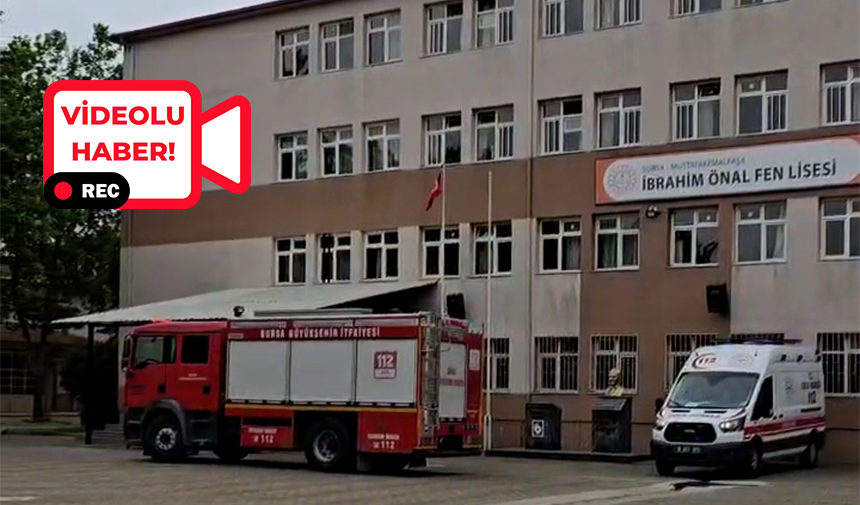İbrahim Önal Fen Lisesi'nin konferans salonunda, henüz bilinmeyen bir nedenle