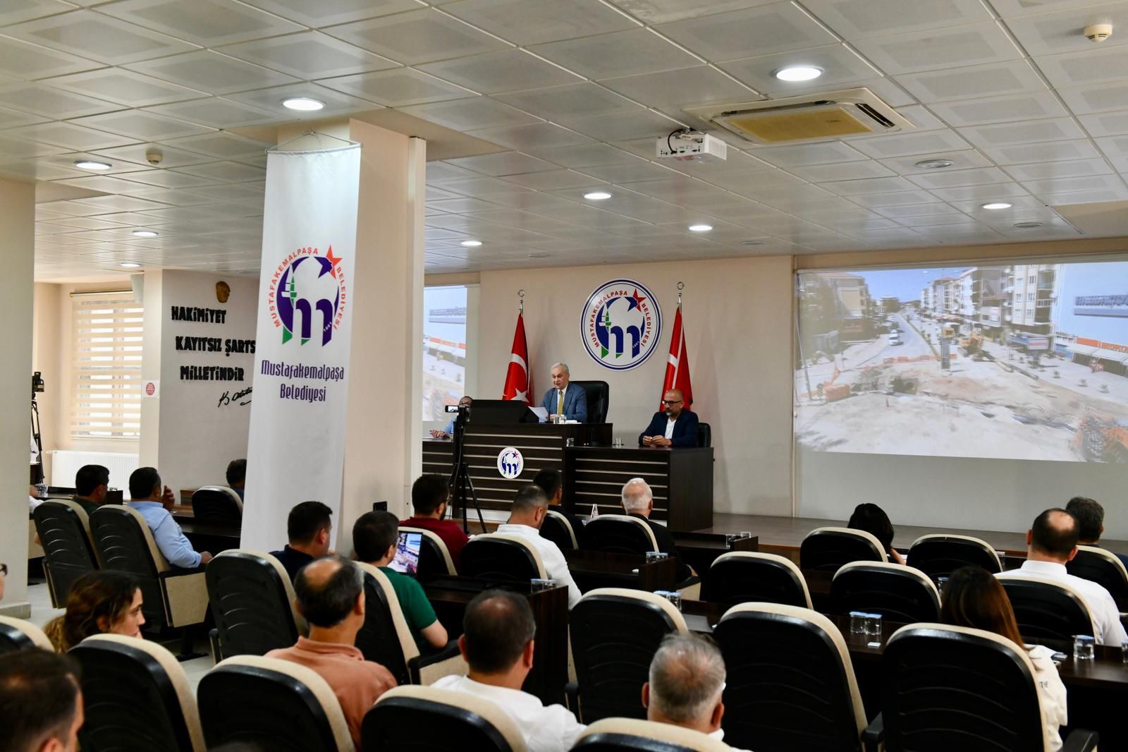 Başkan Erdem Altyapi Çalişmalari 3 4 Ayda Tamamlanacak (2)