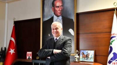 Mustafakemalpaşa Belediye Başkanı Şükrü Erdem, Ramazan Bayramı dolayısıyla mesaj yayımladı.