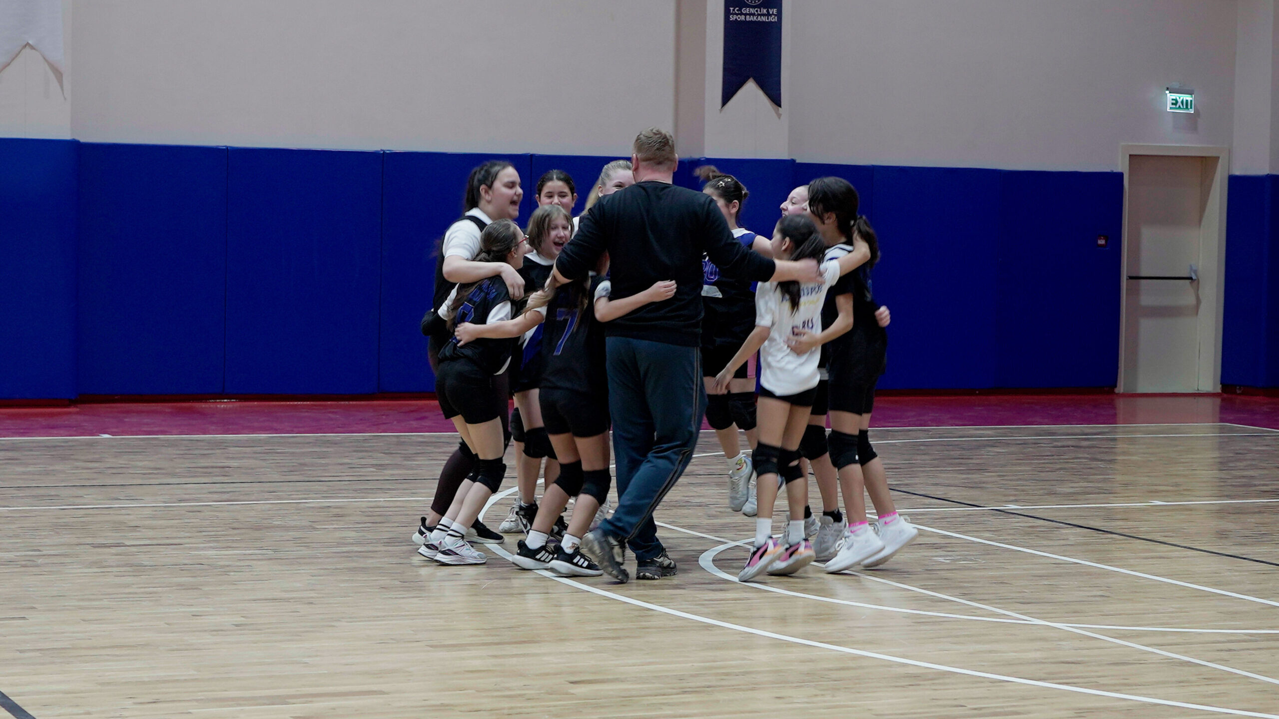 C0001.00 00 24 23. Still003