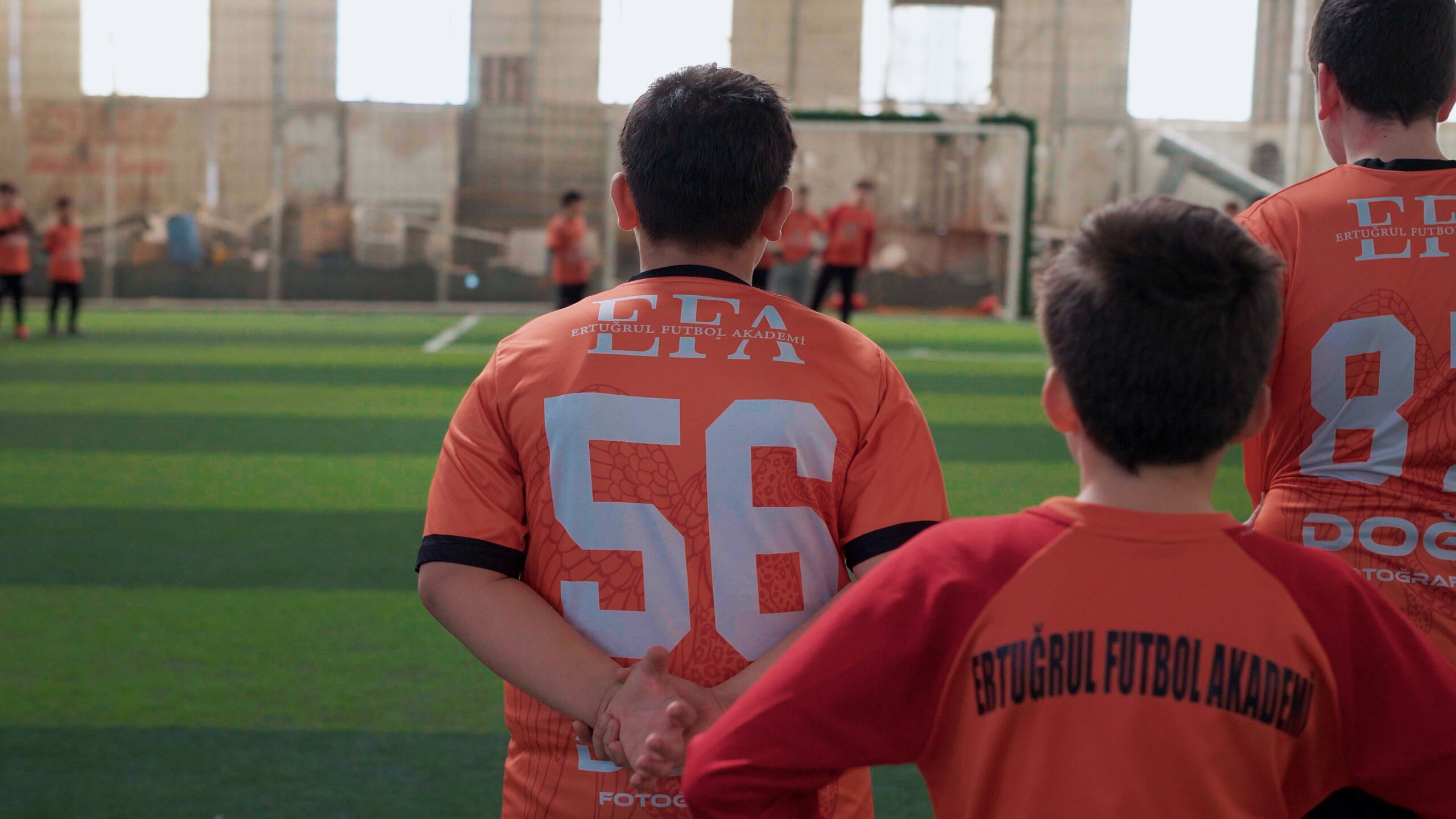 C0001.00 00 44 17. Still005