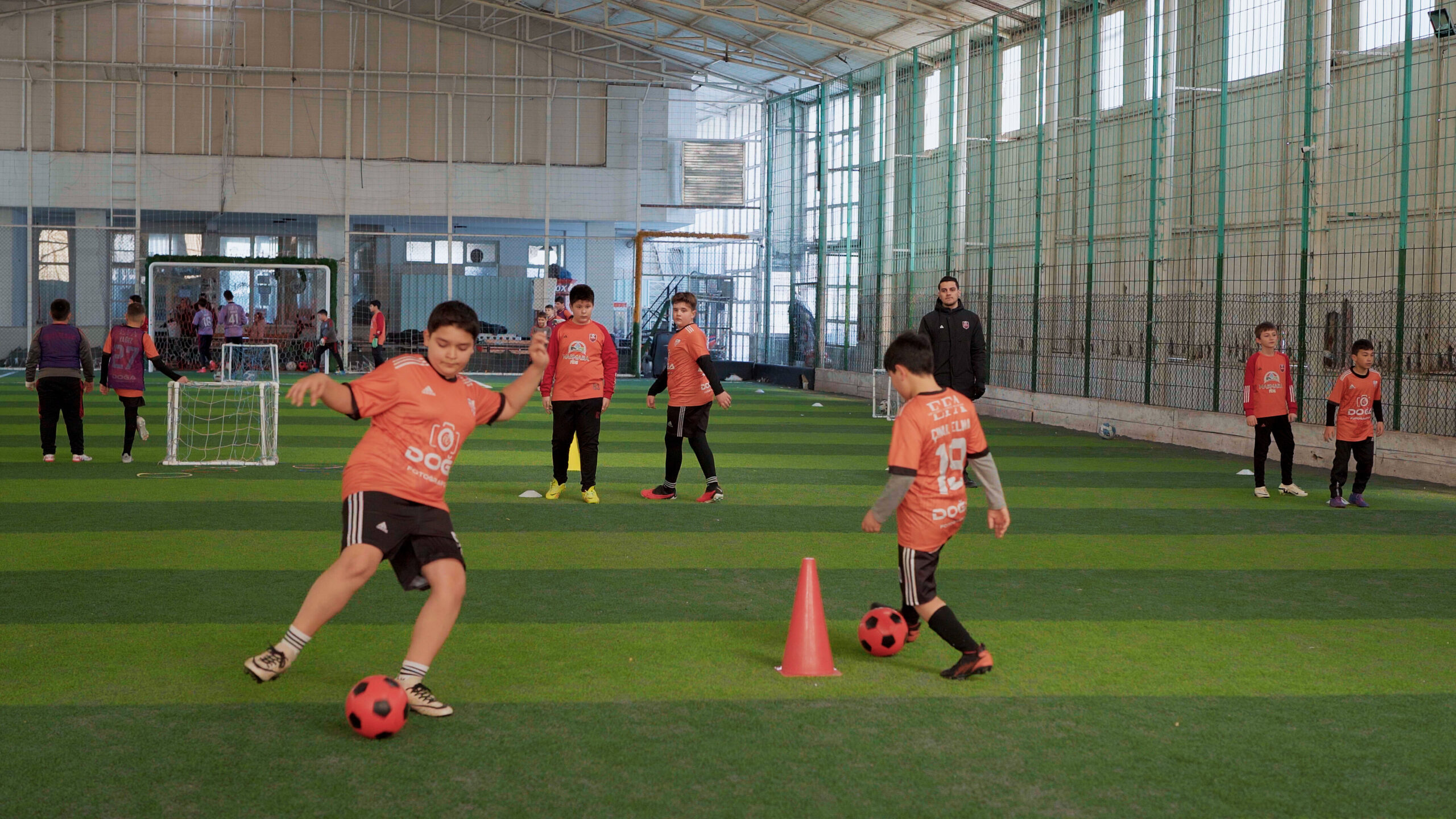 C0001.00 01 21 00. Still008