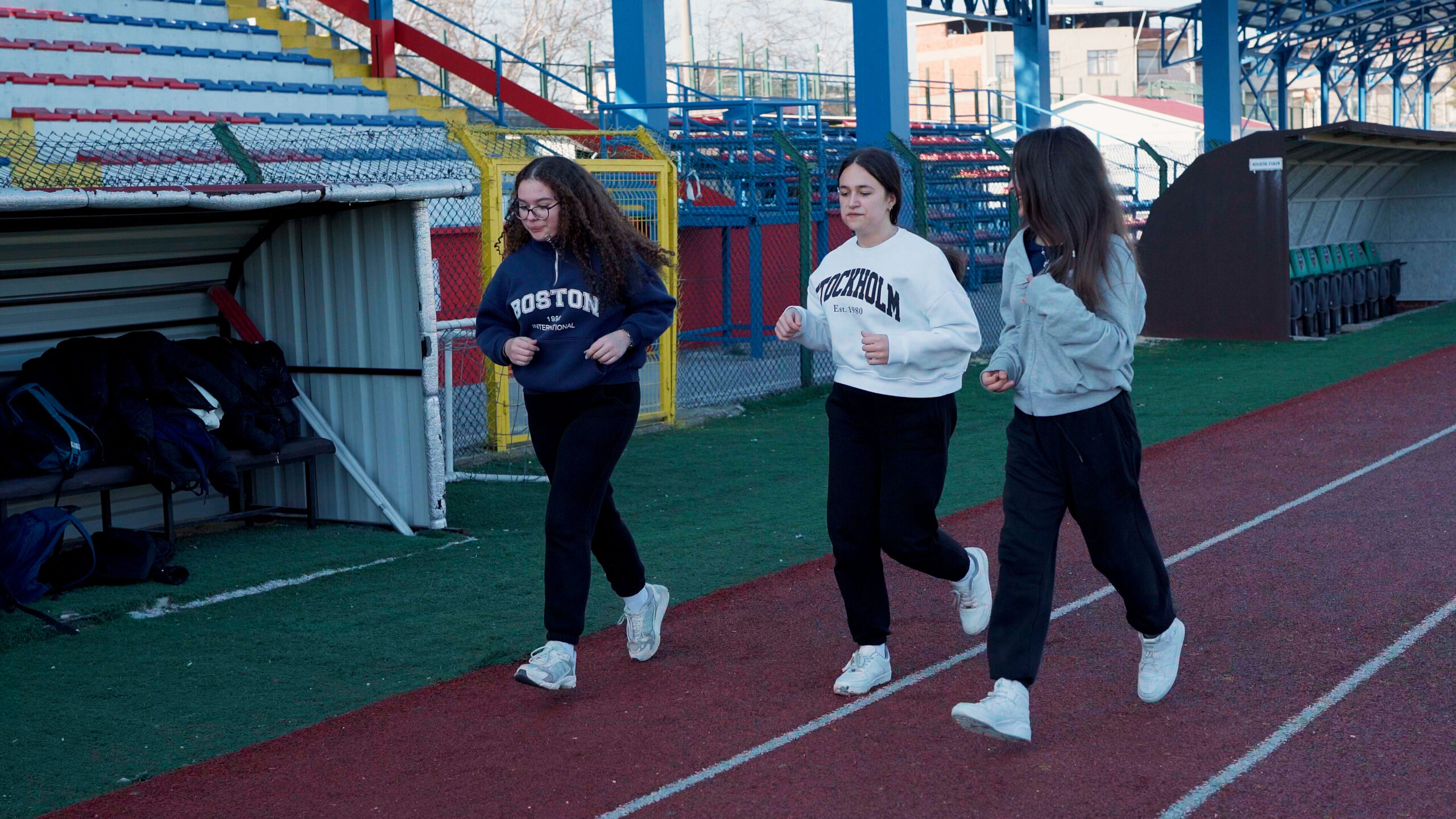 C0008.00 00 07 16. Still005