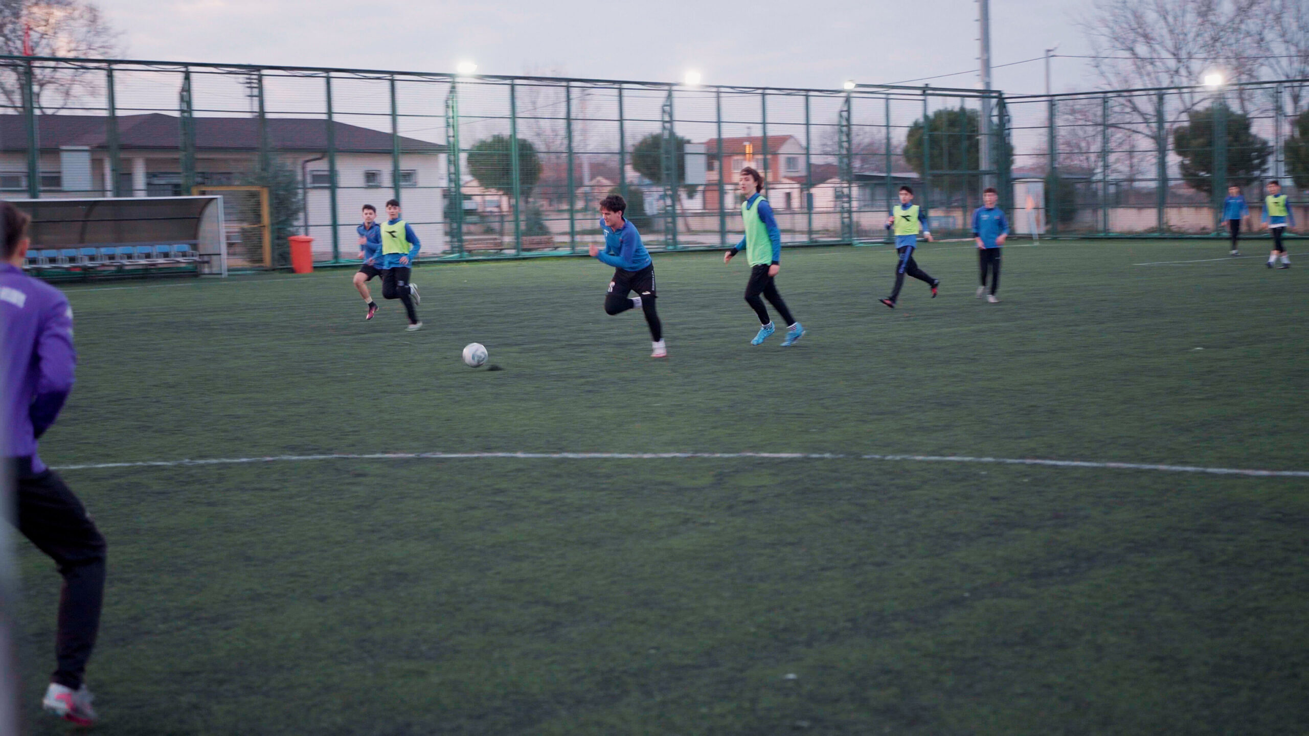 C0011.00 02 11 16. Still009