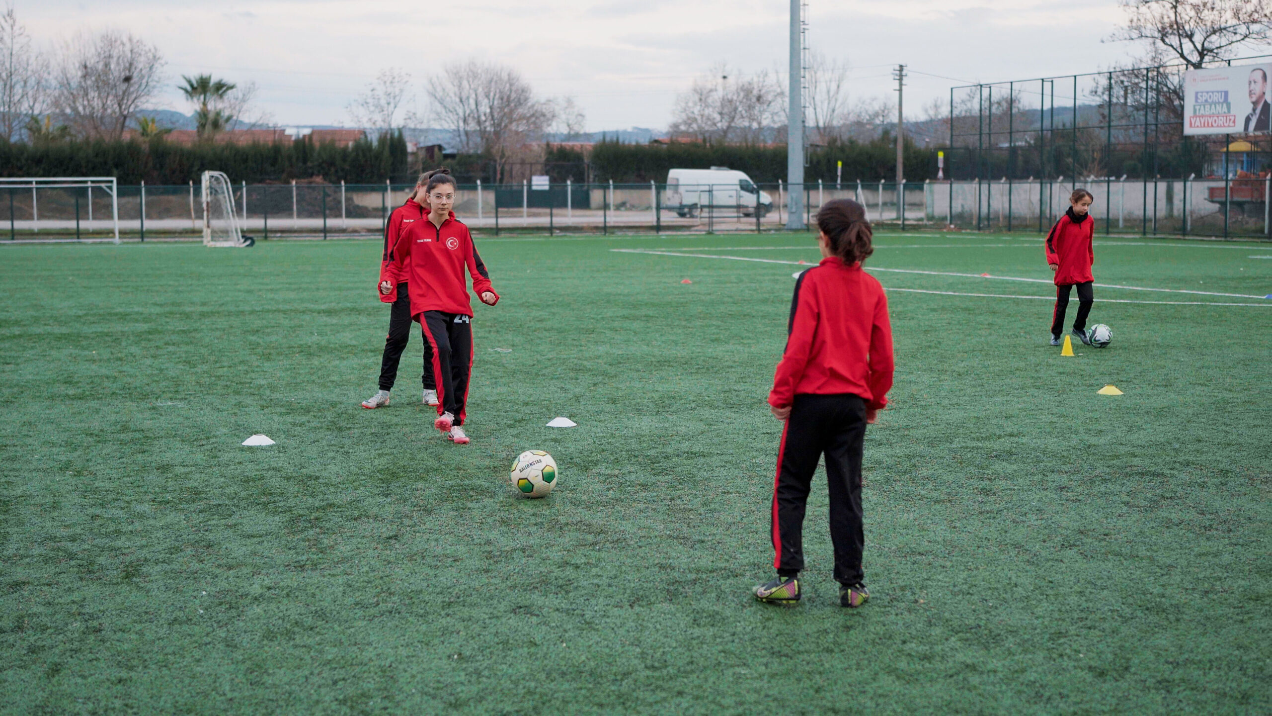 C0013.00 00 06 19. Still004