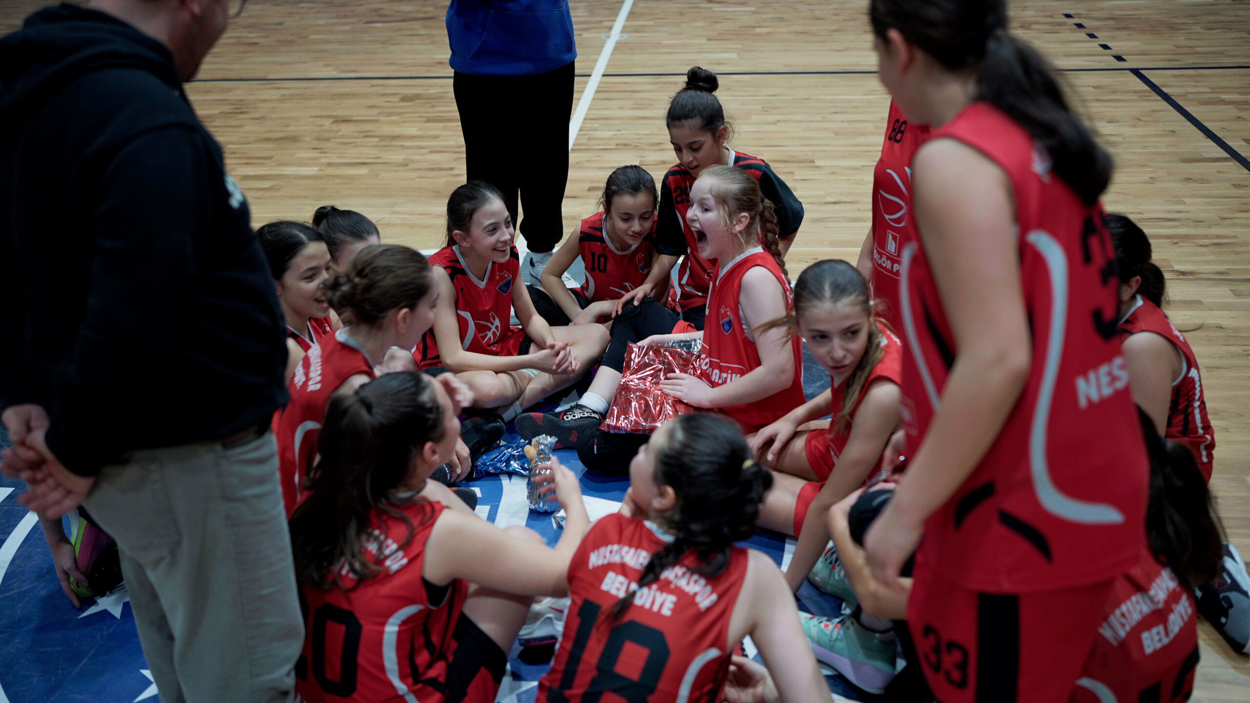 C0027.00 05 02 04. Still012